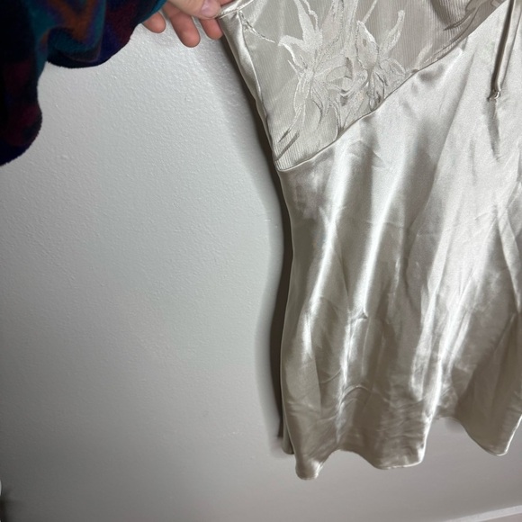 Vintage Val Mode Lingerie Shimmery Gold Night Gown Slip Dress - Picture 7 of 11